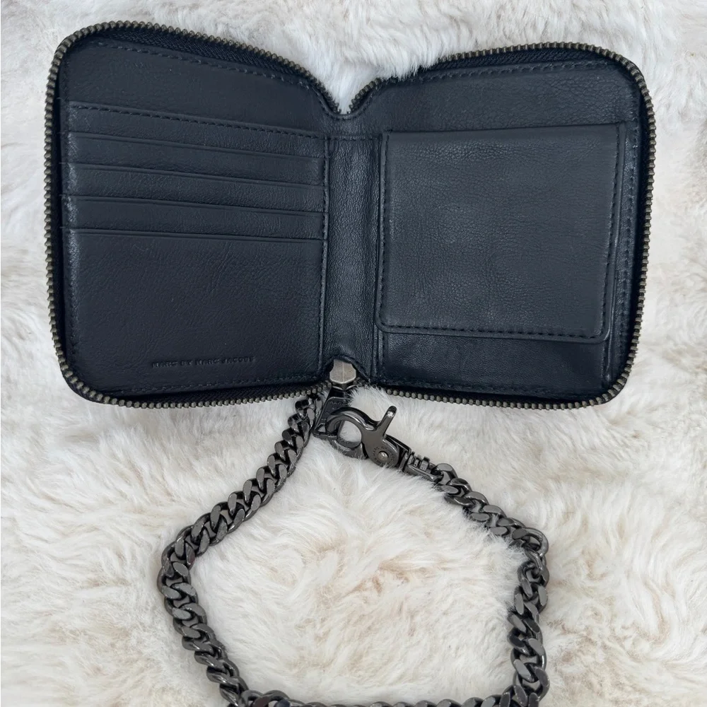 Marc By Marc Jacobs Black Leather Wallet - Picture 3 of 10